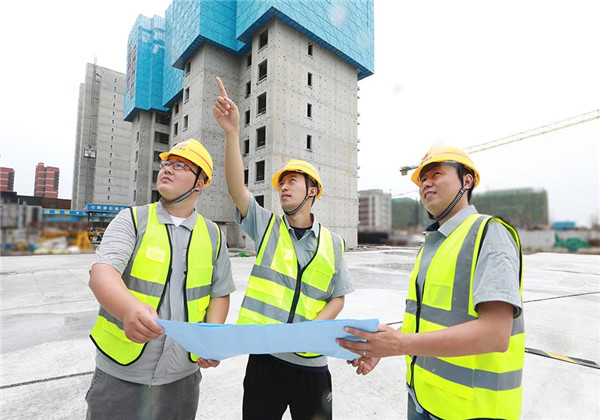 东北公司党员王斯文：青年人当与自己“较劲”